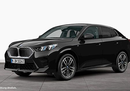 BMW iX2 xDrive30 M Sport AHK Driv.Assist.Prof LED