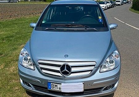 Mercedes-Benz B 170 -Nur 64.880 km-TÜV, AU und Inspektion neu