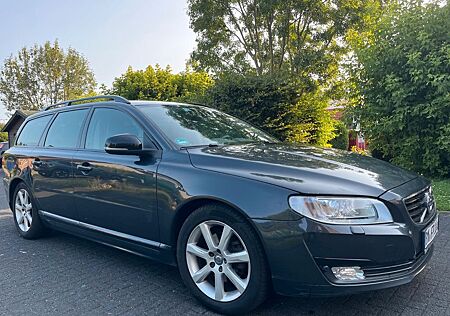 Volvo V70 D3 Linje Svart Leder Xenon HU Neu