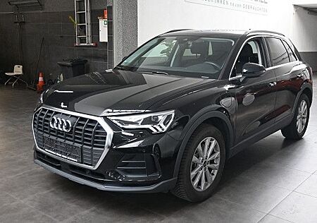 Audi Q3 45 TFSI e S tronic Navi R-Kam PDc Sitzhz