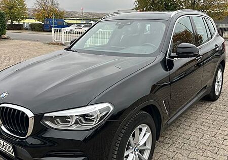 BMW X3 xDrive30d ADVANTAGE+PANO+LED