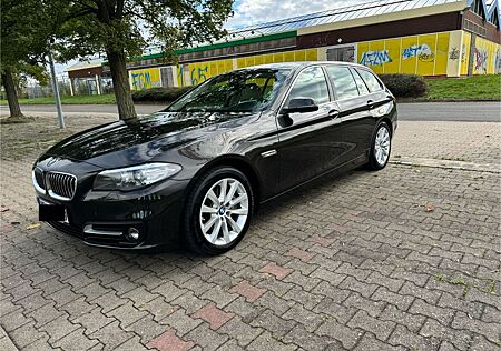 BMW 530d xDrive Touring A -