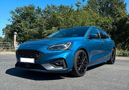 Ford Focus 2,3 EcoBoost ST - Styling Paket