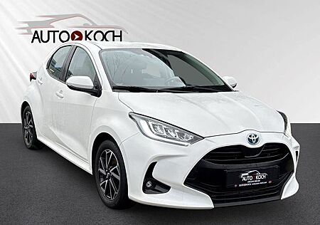Toyota Yaris 1,5-l-VVT-iE Hybrid Team D AHK Winterreife