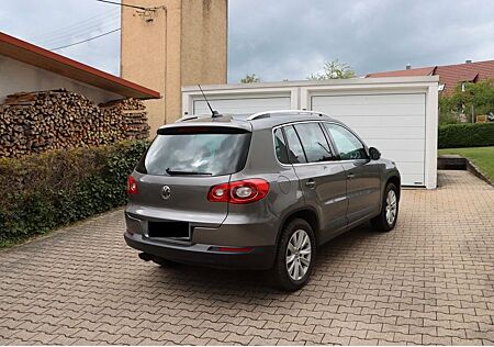 VW Tiguan Volkswagen 2.0 TDI Automatik 4MOTION Sport & Sty...