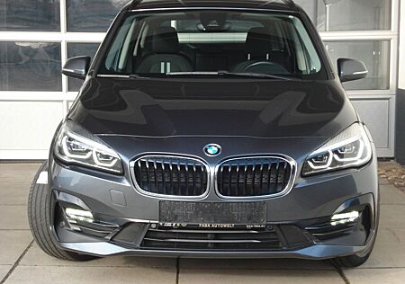 BMW 218dA Gran Tourer Sport Line LED DAB Navi PDC