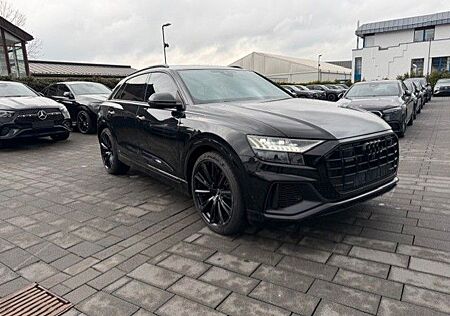 Audi Q8 55 TFSI quattro-Panorama-Martix-LED