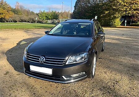 VW Passat Variant Volkswagen 2.0 TDI DSG 130kW Highline BM...