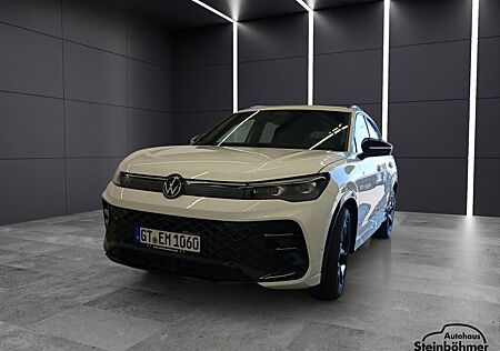 VW Tiguan Volkswagen R-Line BlackStyle 2.0TDI DSG IQ.Light NAV
