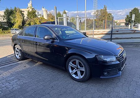 Audi A4 Lim. S line Sportpaket / plus
