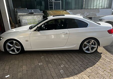 BMW 335i xDrive Coupé -