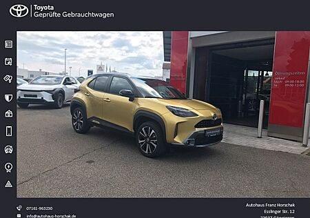 Toyota Yaris Cross Hybrid AWD-i Premiere Edition