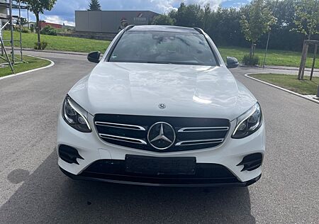 Mercedes-Benz GLC 250 d 4Matic*AMG*Pano*Distronic*AHK*Leder!!