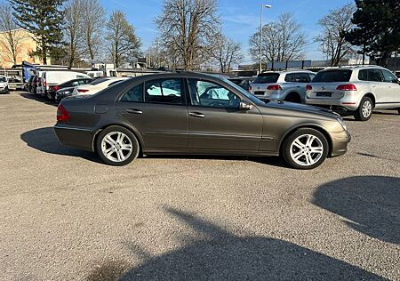Mercedes-Benz E 280 CDI Avantgarde*PANO*LEDER*NAVI*XENON*AHK