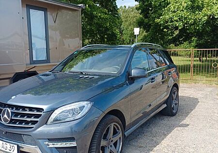 Mercedes-Benz ML 350 BlueTEC 4MATIC -