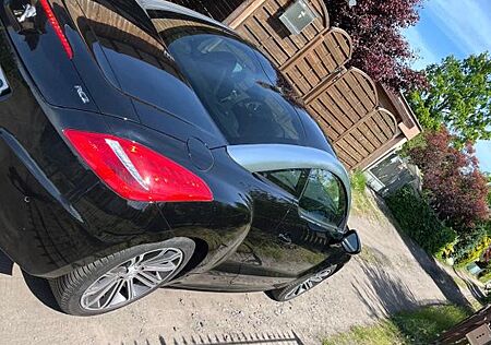Peugeot RCZ 1.6 155 THP Automatik -