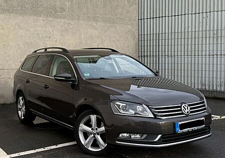 VW Passat Variant gebraucht kaufen VW Passat Variant Volkswagen 2.0 BlueTDI Highline Variant ...