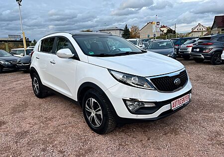 Kia Sportage Dream Team 2WD *Navi*Panorama*Kamera*