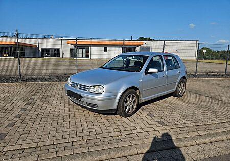 VW Golf Volkswagen IV 1.6 - Klima - Zentralverriegelung