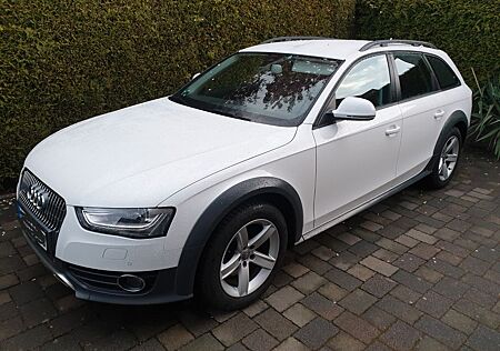 Audi A4 Allroad 2.0 TDI S tronic qu. - AHK*Xenon*Navi