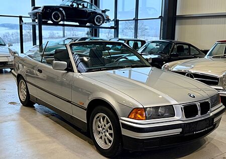BMW 318i Cabrio, 1. Lack, Scheckheft gepflegt, 2. Hd