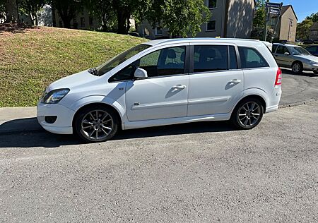 Opel Zafira B 1.7 CDTI / OPC Line/ 7 Sitze /TÜV