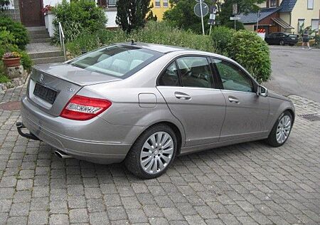 Mercedes-Benz C 350 CGi,Lim,Klima,Navi,PDC,Xenon,AHK,Super-Zu!