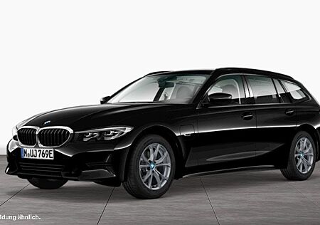 BMW 330e Touring Sport Line LiveCockpitProf Kamera