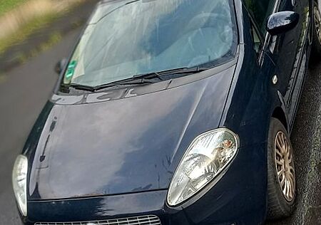 Fiat Grande Punto 1.2 Active, blau