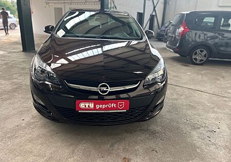 Opel Astra J Lim. 5-trg. 150 Jahre