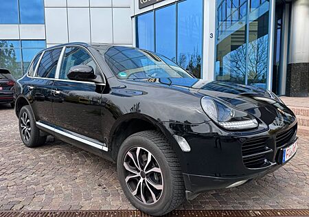 Porsche Cayenne 3.2 V6 Tiptronic 184K Allrad AHK Xen Pan