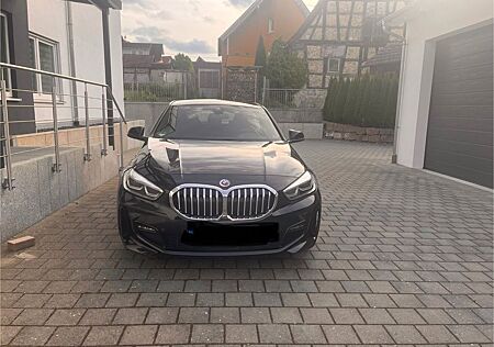 BMW 120i M Sport Steptronic M Sport