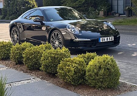 Porsche 991 Carrera Coupé Black Edition