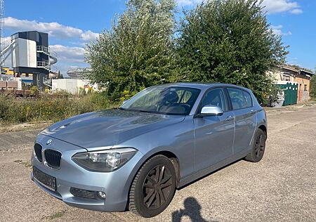 BMW 118i TÜV / AU NEU AUTOMATIK GARANTIE