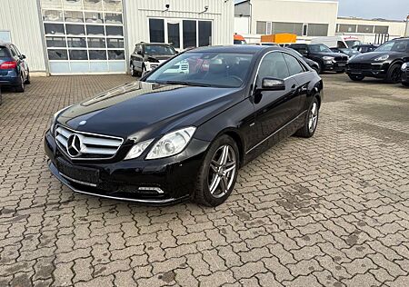 Mercedes-Benz E 220 CDI Coupe Aut-LEDER-XENON-NAVI-