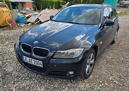 BMW 320d xDrive Touring AHK