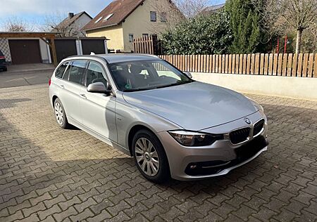 BMW 318d Touring Sport Line Sport Line