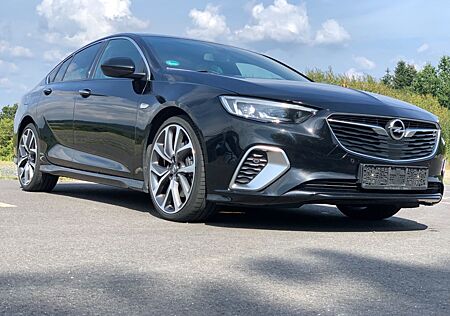 Opel Insignia 2.0 GSI*BiTurbo-Diesel*4x4*VOLL VOLL