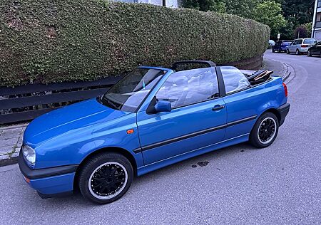 VW Golf Volkswagen 1.8 Auto Standard