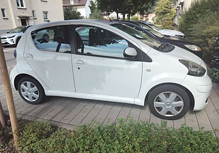 Toyota Aygo (X) Aygo (X) 1,0-l-VVT-i City City