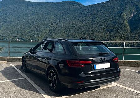 Audi A4 Avant 2.0 TDI _ Blackline
