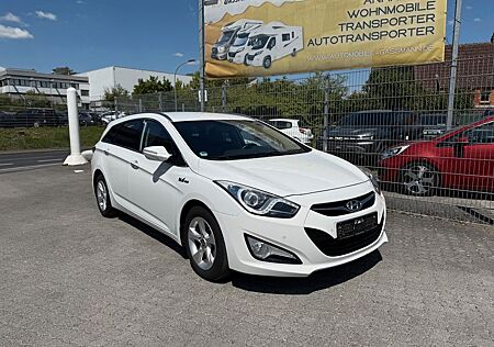 Hyundai i40 i40cw 1.6 GDI Leder Klimaauto. SHZ PDC Media Tüv