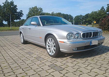 Jaguar XJ8 3.5 Liter -