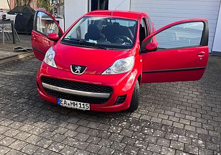 Peugeot 107 Petit Filou 70 Petit Filou