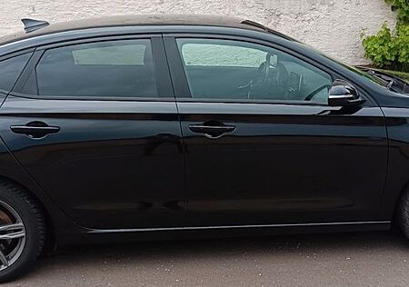 Hyundai i30 1.6 CRDi 100kW Style DCT Fastback Style