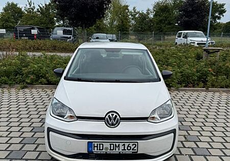 VW Up Volkswagen ! 1.0 44kW - 114t km Rentnerfahrzeug