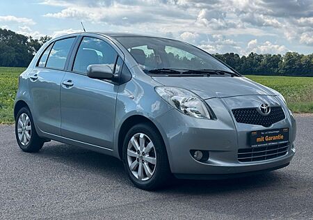 Toyota Yaris Team*HU NEU*1HAND*59TKM*GARANTIE*