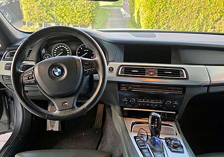 BMW 740d xDrive - M Sportpaket - Night Vision - Head