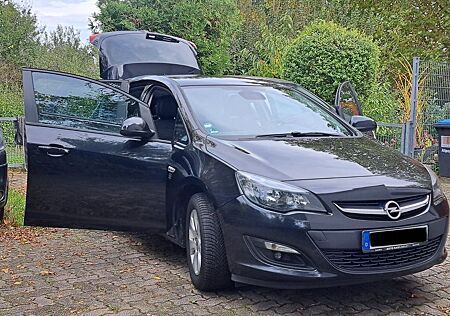 Opel Astra - TÜV, Reifen & Steuerkette NEU!