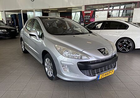 Peugeot 308 1.6 VTi XT